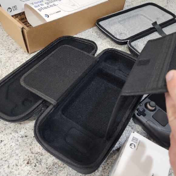 Valve Steam Deck 512GB + 1TB - with EXTRAS - Picture 11 of 15